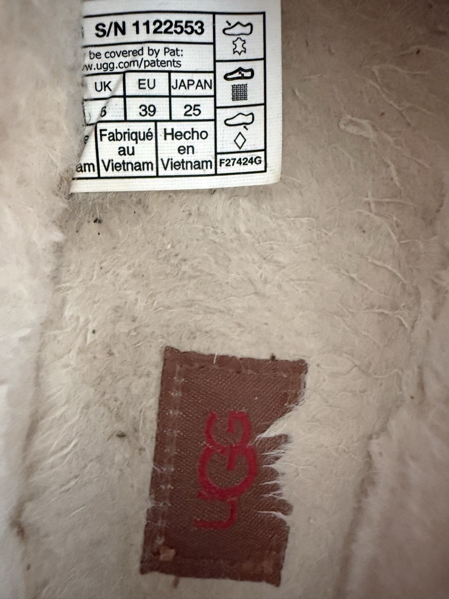 Ugg Damenschuhe: UGG Tazz Chestnut Gr. 39 – Gebraucht aus Willisau von dor_xp9g 2