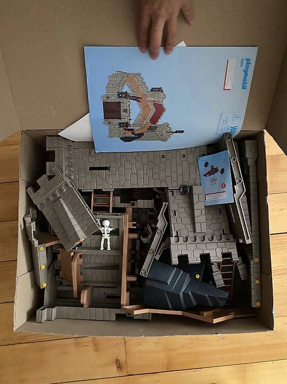 Spielzeuge: Playmobile château  – Gebraucht aus Vevey von jet_fdv8 1