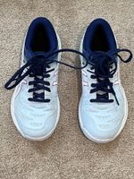 Hallenturnschuhe von ASICS Grösse 37