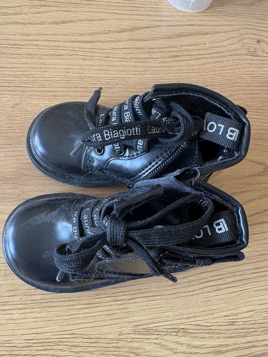 Chaussures filles: Bottine fille taille 21 – Neuf (Voir description) à Lucens par ali_xcm8