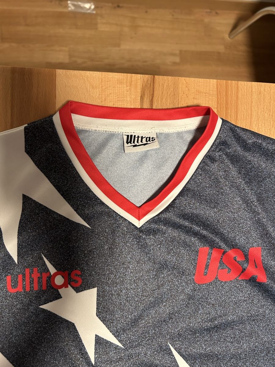Maillots de corps & Pantalons: USA World Cup 94 Shirt – D'occasion à Schliern b. Köniz par Trebesch 2