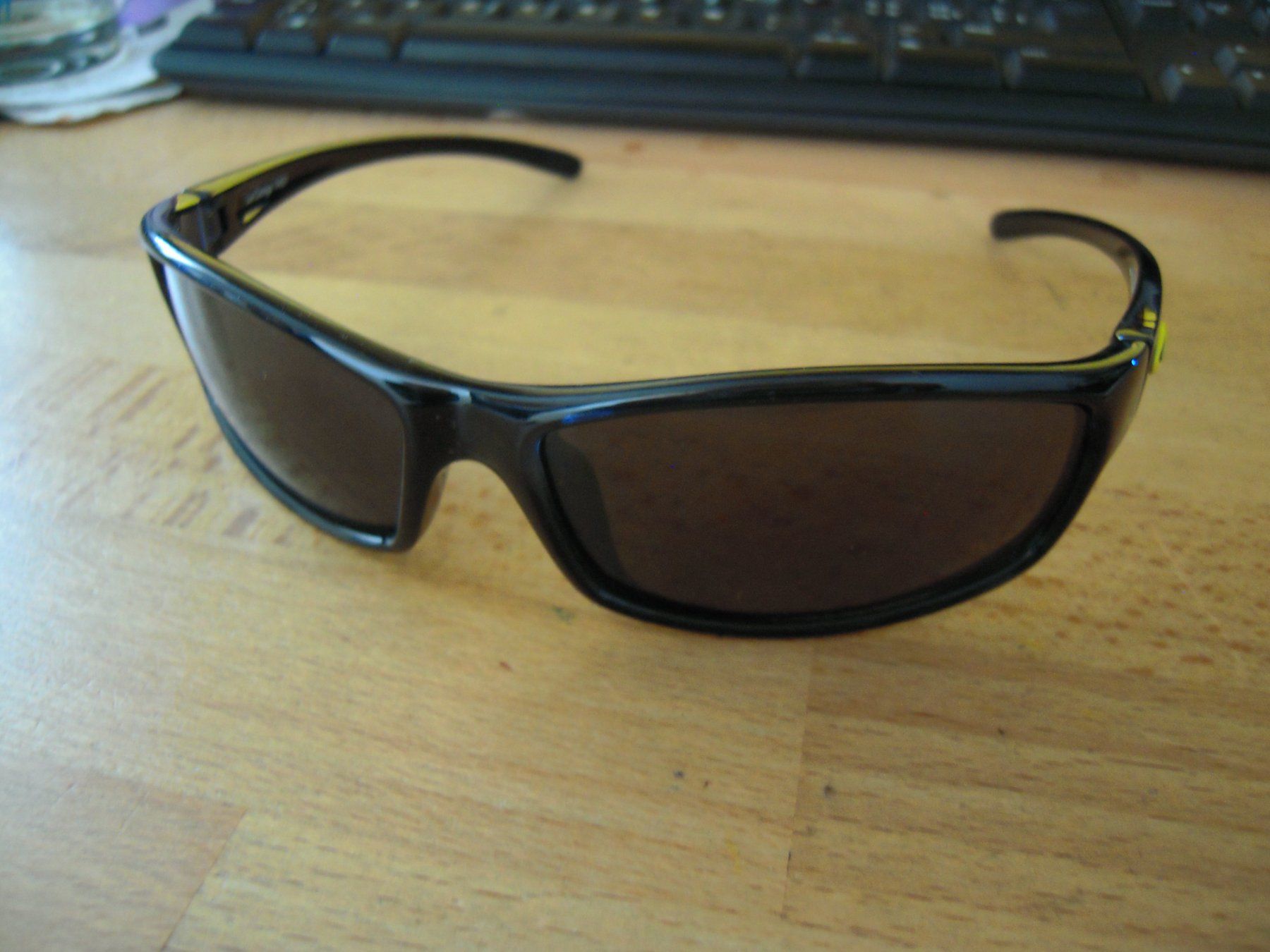 CP Occhiali & Lenti: CP Sonnenbrille mit Etui – Usato da Uzwil venduto da visions77 1