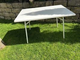 CaMpiNg KLapptisch
