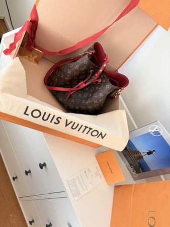 Louis Vuitton NéoNoé MM M44021 Monogram Coquelicot + Quittun