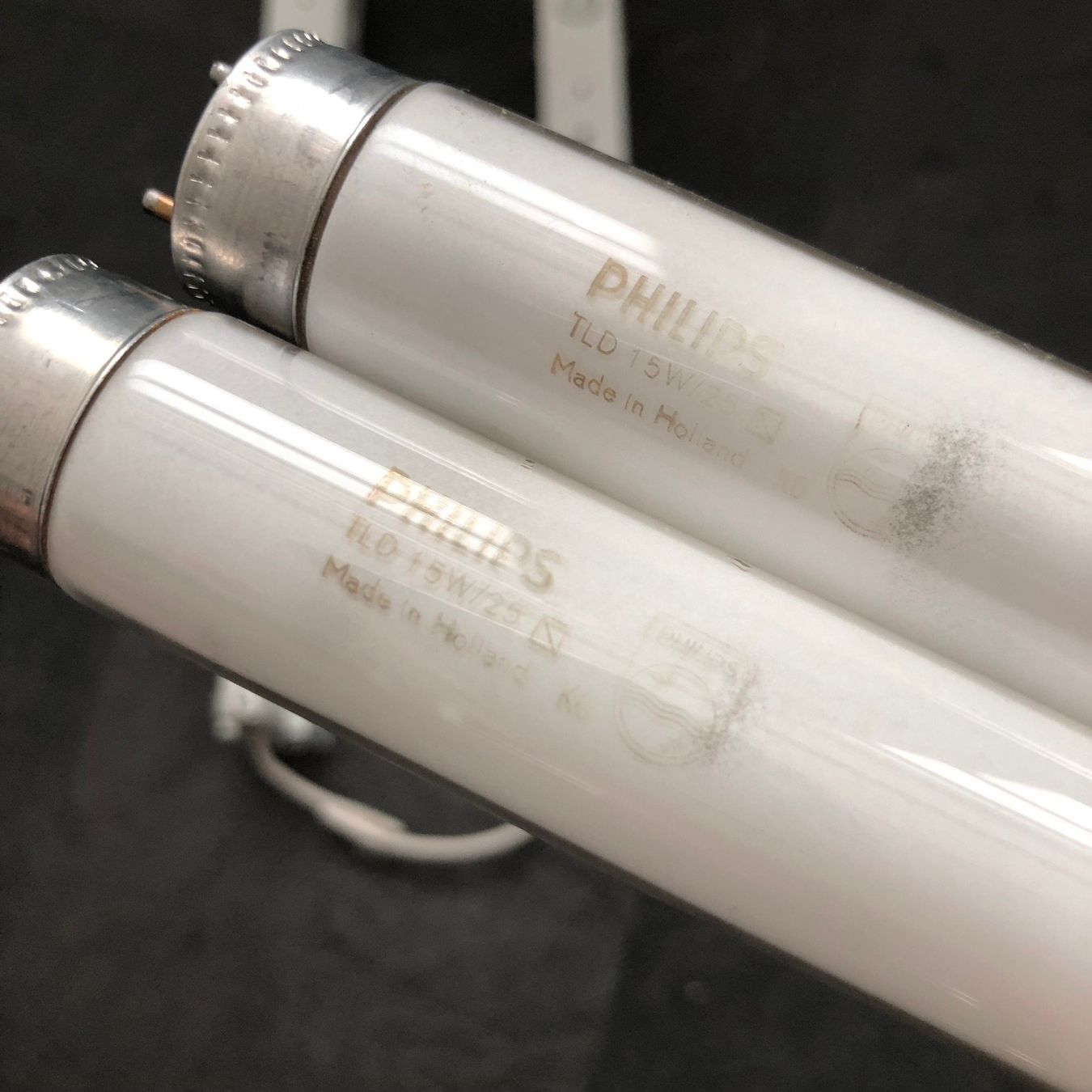 Lampade: FL-Armatur 2x15W Tandem – Usato da Hinterkappelen venduto da atomschnee 5