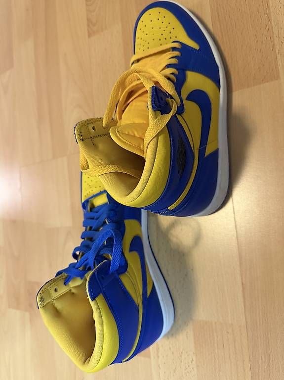 Scarpe da uomo: NIKE Air Jordan 1 – Usato da Hindelbank venduto da Clma 4