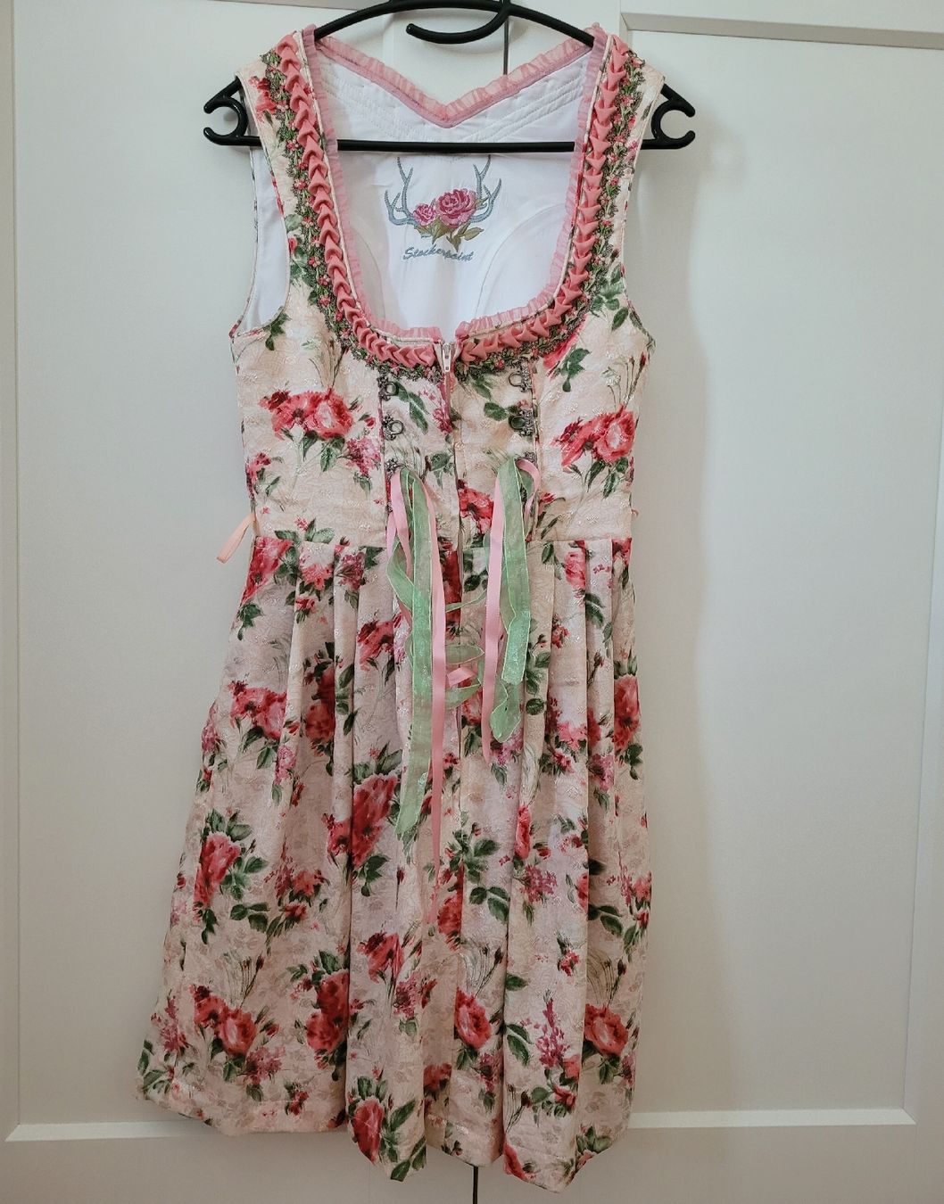 Kleider: Dirndl,  Stockpoinz, Grösse 36 – Gebraucht aus Wettingen von nad_82qb 1