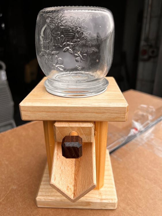Erdnuss,Snackspender aus Holz | Kaufen auf Ricardo