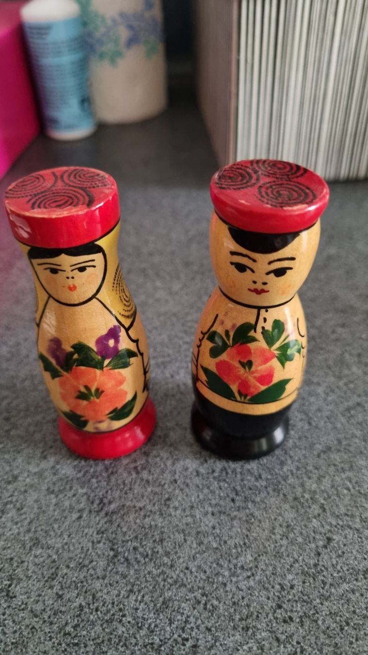 Figuren: 1 lot de 6 poupées russe – Gebraucht aus La Chaux-de-Fonds von mikilo1 2