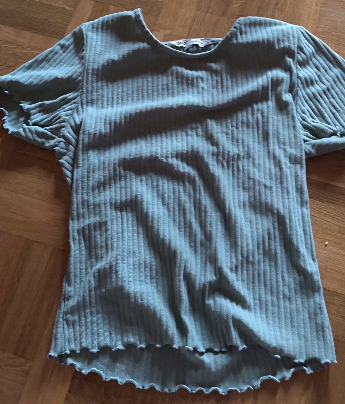 Only T-shirt: Damen T-Shirt hellgrün Grösse S gebraucht – Usato da Forst venduto da reniii17