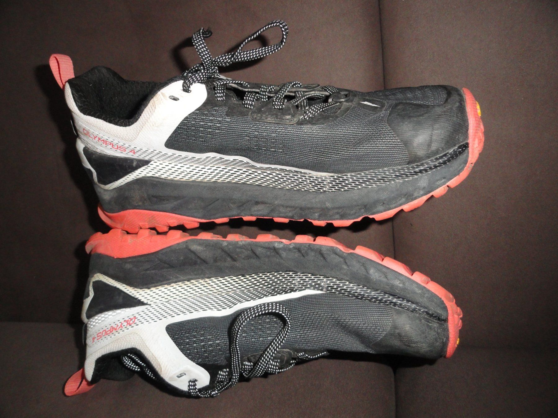 Altra Scarpe da donna: ALTRA OLYMPUS 4 LAUF - UND - ODER TREKKING SCHUH GR. 38.5 – Usato da Uetendorf venduto da bibibop