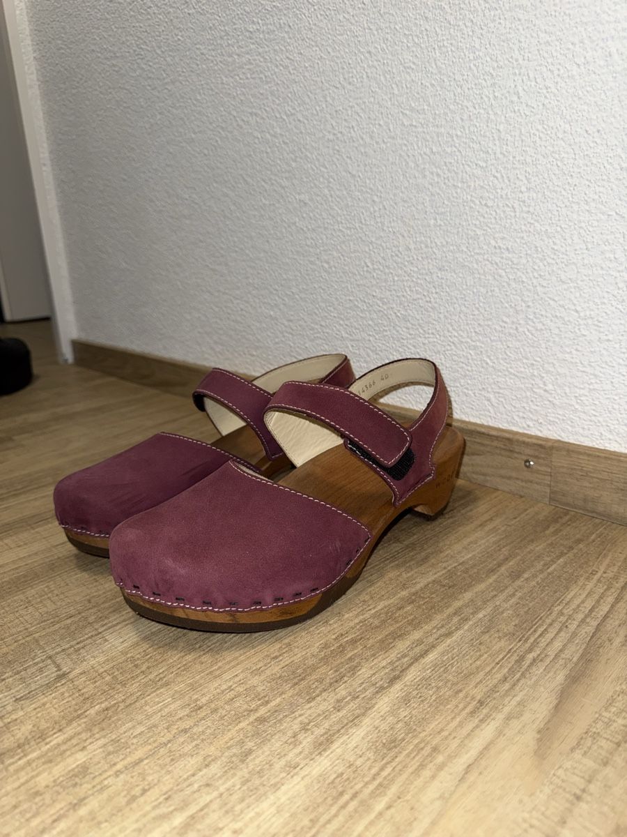 Scarpe da donna: Woody Clogs – Usato da Buochs venduto da anj_9fmv 1