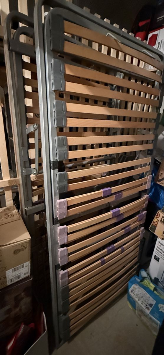 Lattenroste: Sommier électrique  Elektrischer Lattenrost  – Neu (gemäss Beschreibung) aus neuchatel von Ewan13