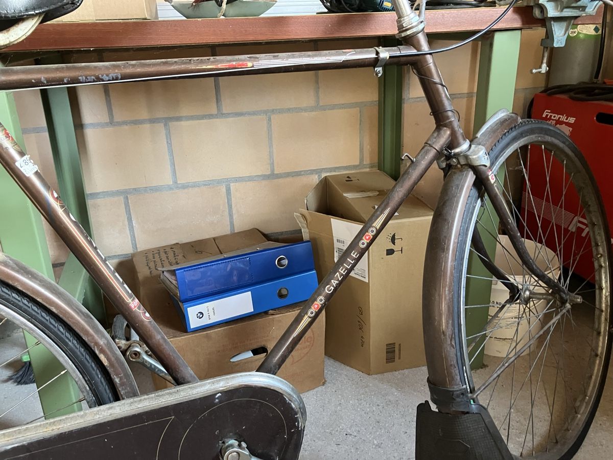 Velos: Velo – Defekt aus Beromünster von iaf_8rr9 1