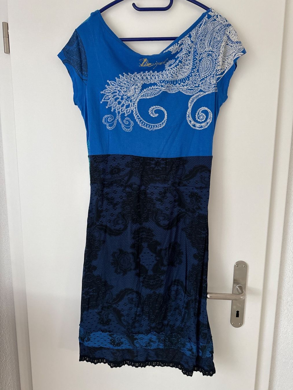 Desigual Vestiti: Desigual Kleid Gr L – Usato da Gelterkinden venduto da Biene8 1