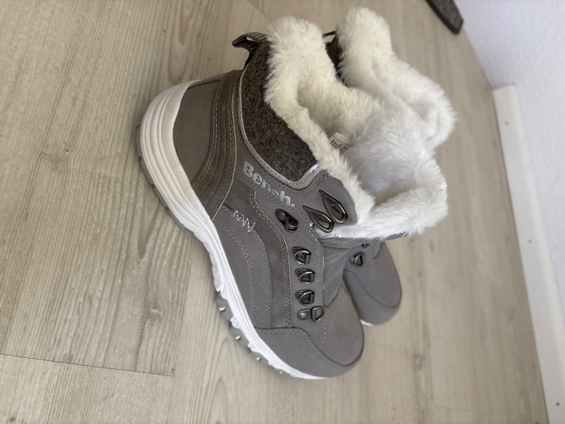 Bench Scarpe da donna: Bench schuhe 39 – Usato da therwil venduto da ayumi991 1