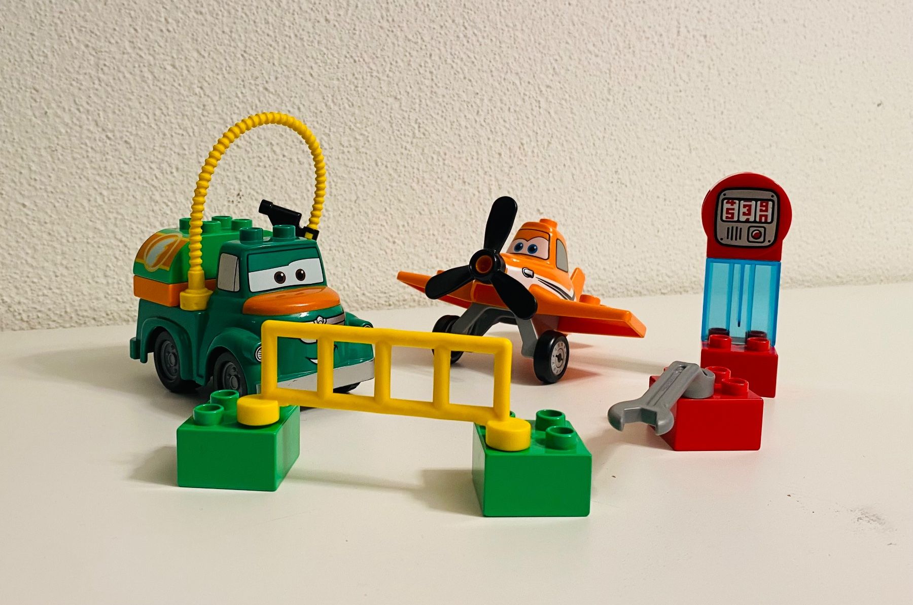 Lego Kit di costruzioni: Lego Duplo 10509 Dusty und Chug – Usato da Mellingen venduto da Lapequenita
