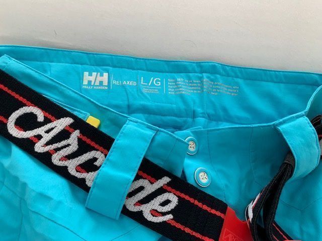 Helly Hansen Pantaloni: Helly Hansen ski pants size L – Usato da Dallenwil venduto da ZD2019 1