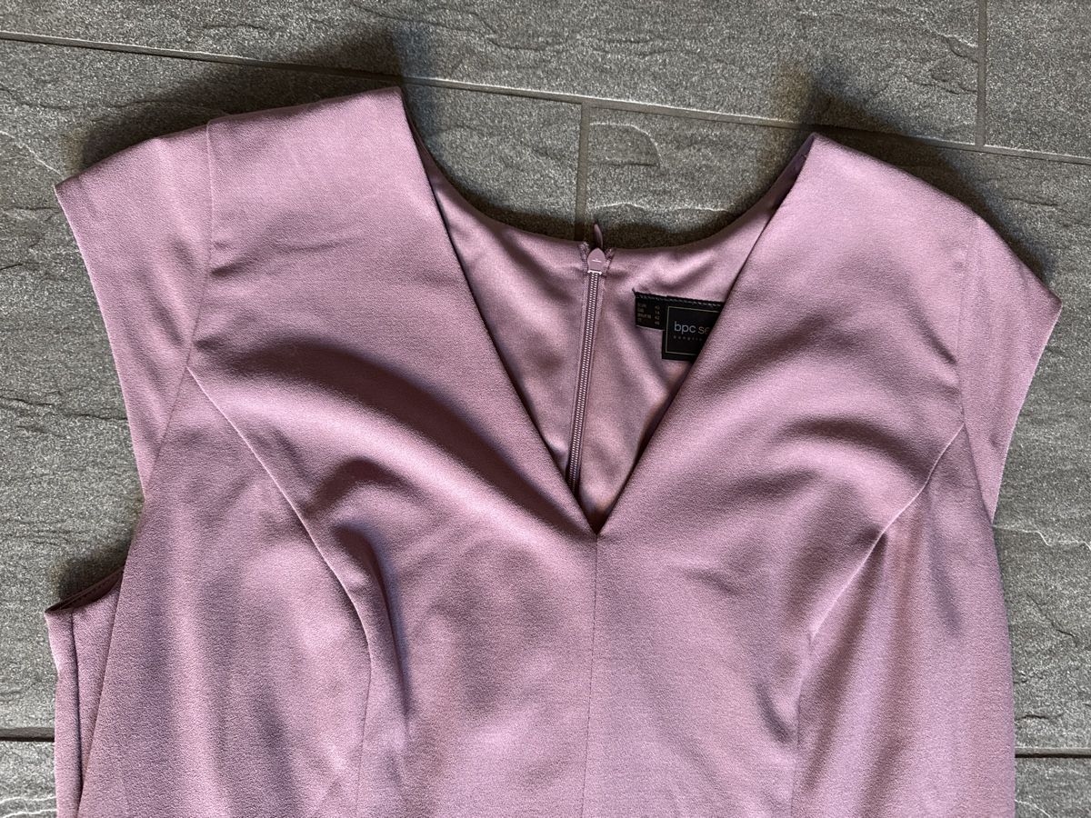 Vestiti: Schickes Etuikleid in Flieder – Nuovo (secondo la descrizione) da Frauenkappelen venduto da leola1973 1