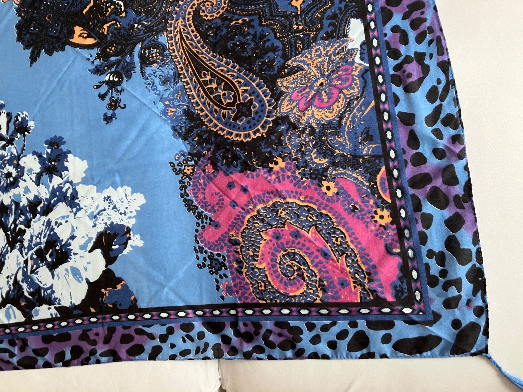 Foulard & Sciarpe: Schal, 120 x120 cm – Usato da Winterthur venduto da efant12 2