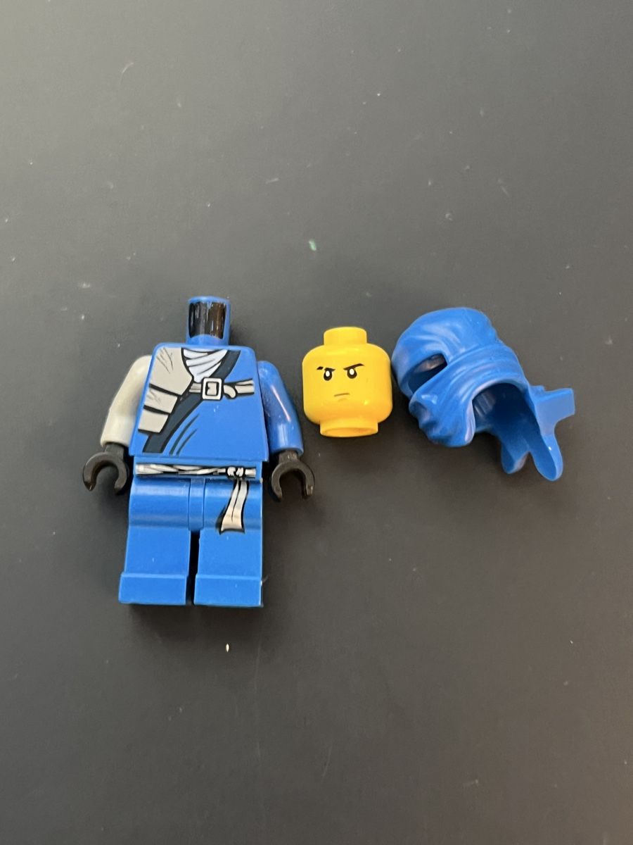 Lego Statuette: Ninjago Staffel 1 Jay Minifigur – Nuovo (secondo la descrizione) da Lupsingen venduto da sil_l6wg 2