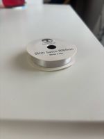 Silbernes Satinband 9 mm x 3 m – Neu