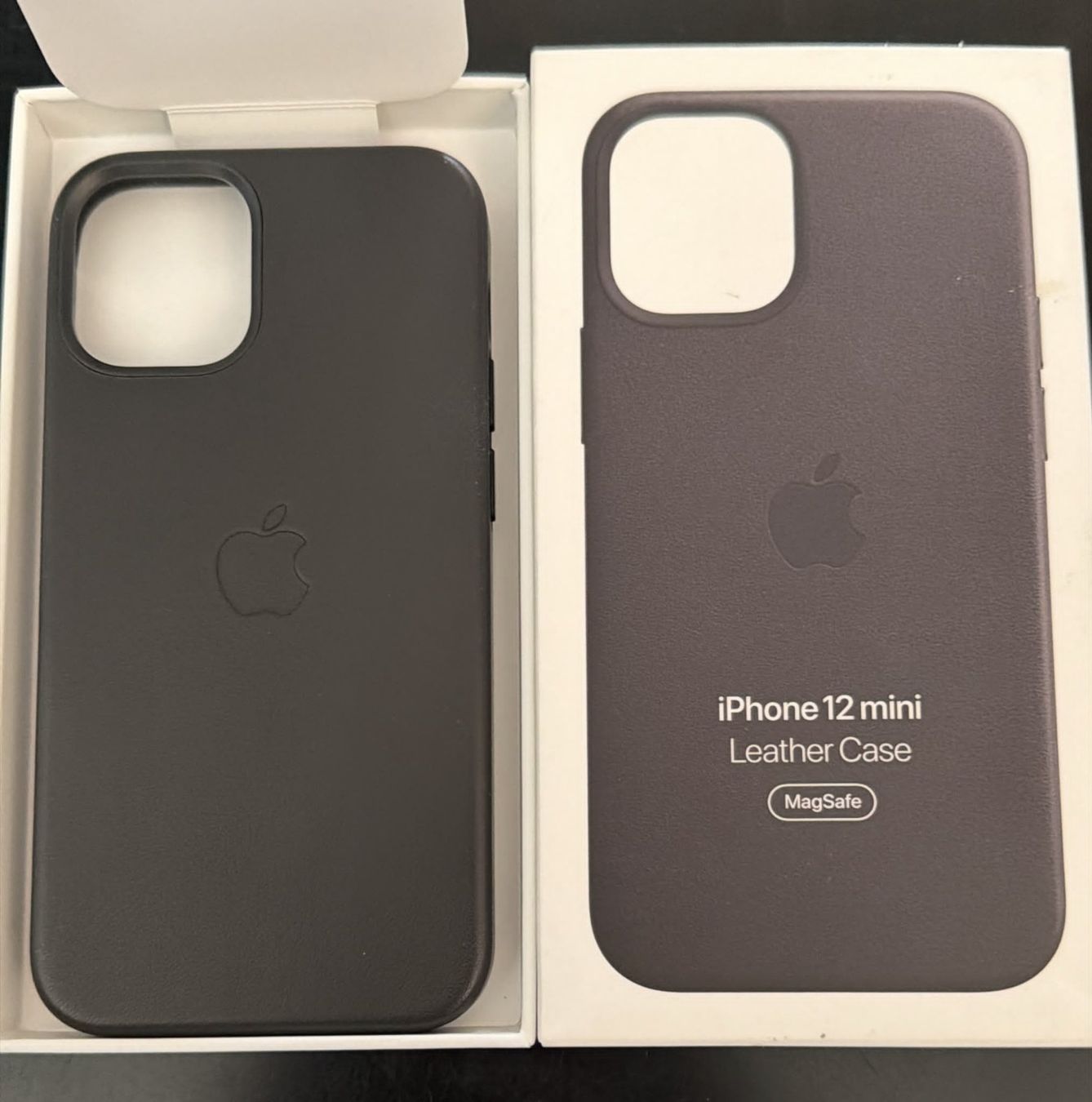 Apple Cover & Protezioni schermo: Apple Original Lederhülle für iPhone 12 mini – Usato da Luzern venduto da Waince786