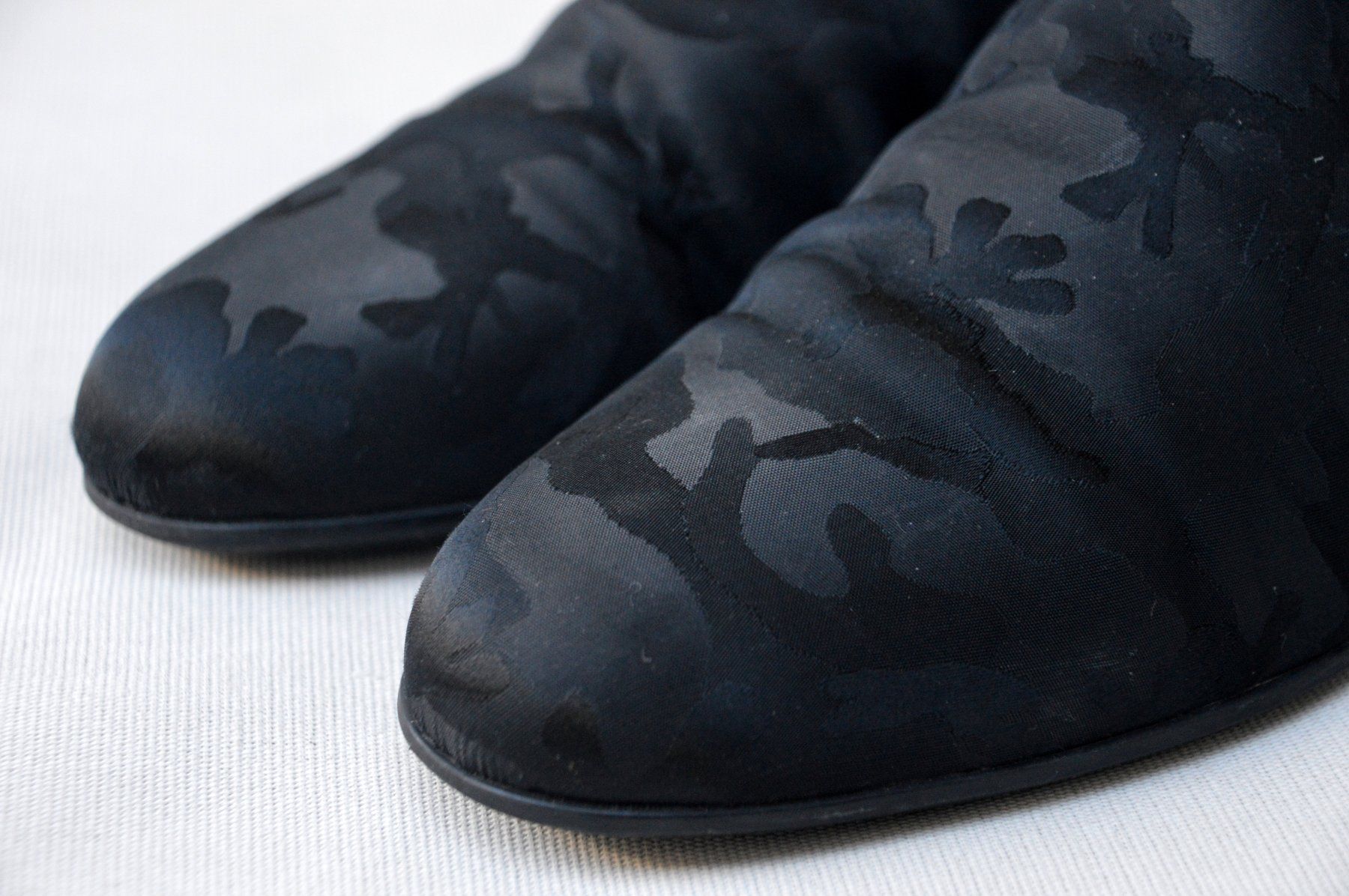 Jimmy Choo Scarpe da uomo: Jimmy Choo Sloane Slip-On Sneakers .40 – Usato da Collonges venduto da arashee 1