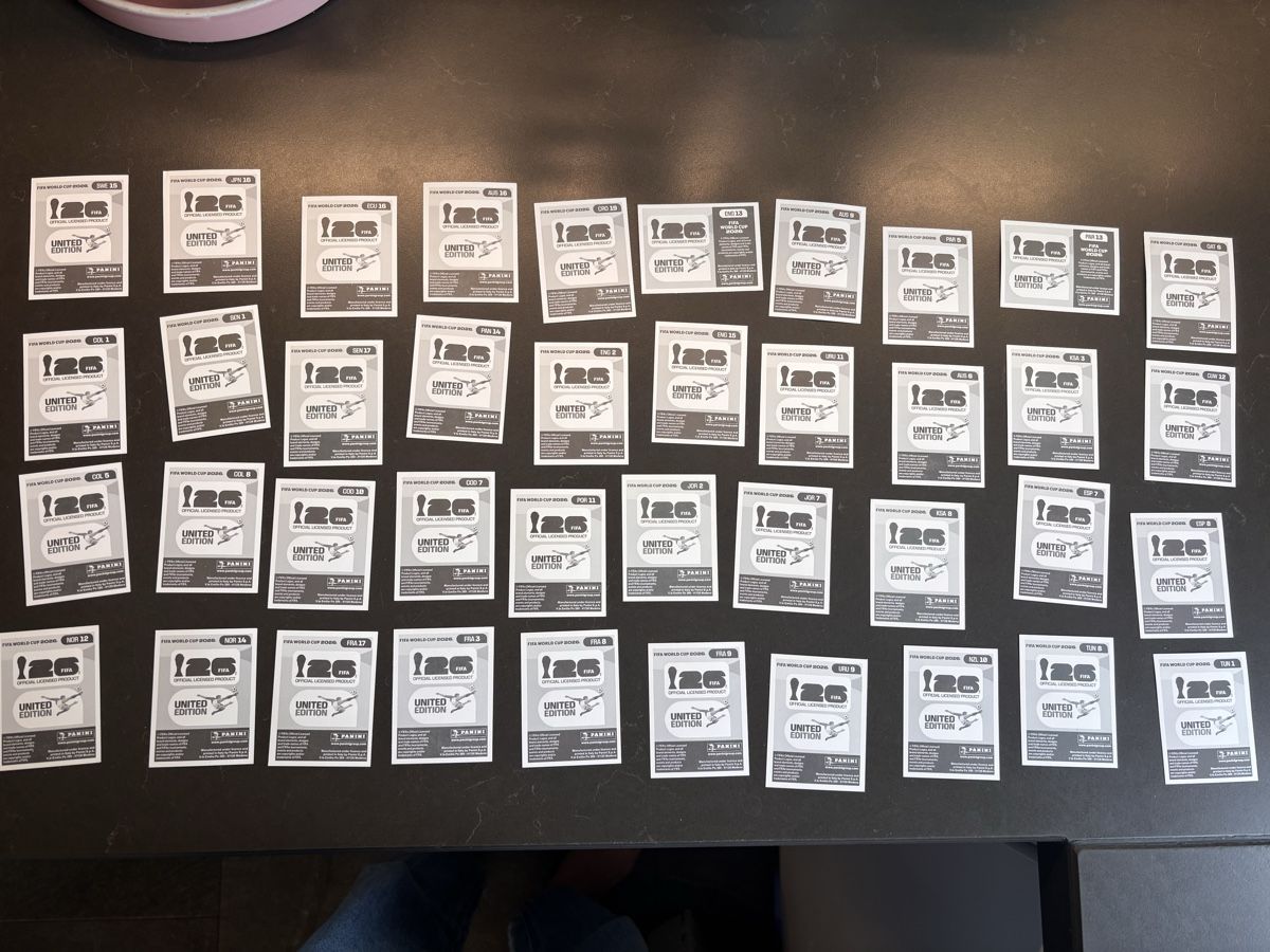 Panini Carte collezionabili: 40 verschiedene Panini Sticker – Usato da Niederuzwil venduto da MT5612 1