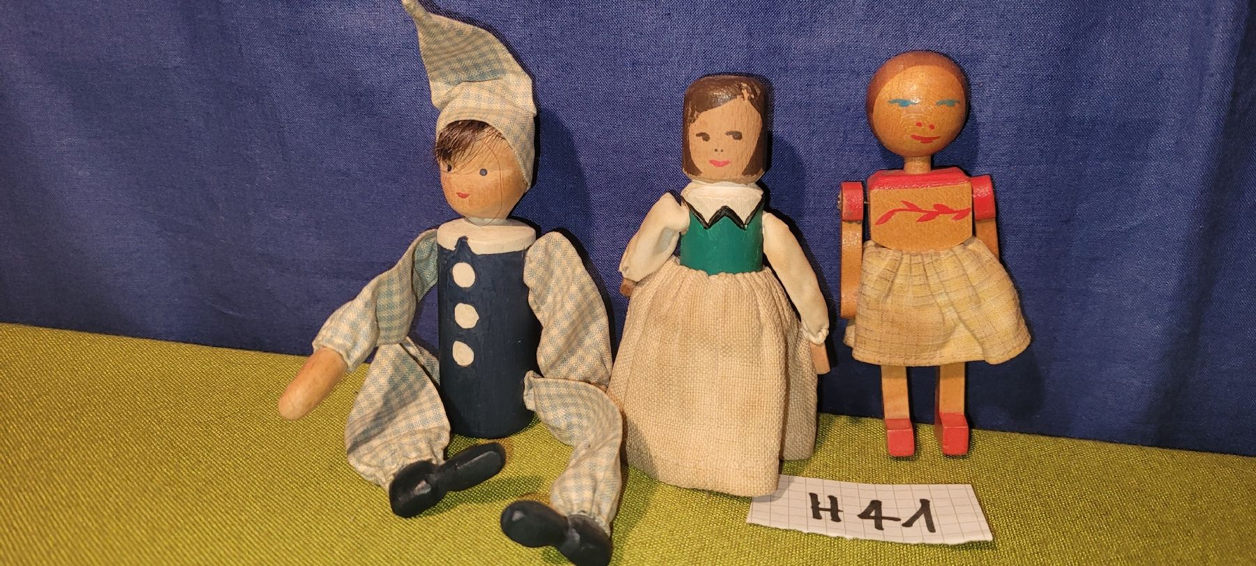 Bambole: Antike Puppenstubenpüppchen H41 – Usato da Aarberg venduto da Fink010