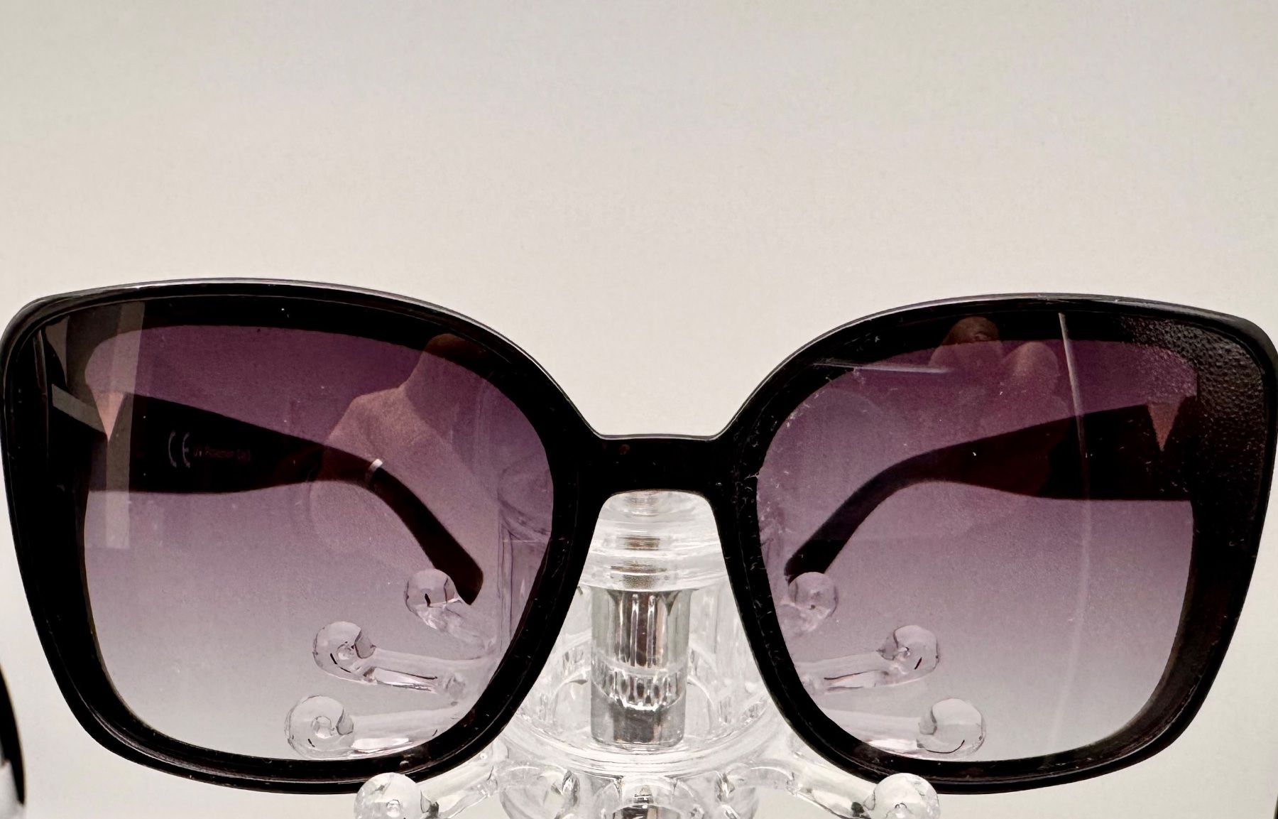 Brillen & Gläser: Damen Sonnenbrille – Gebraucht aus Hermetschwil-Staffeln von Mobile2013 4