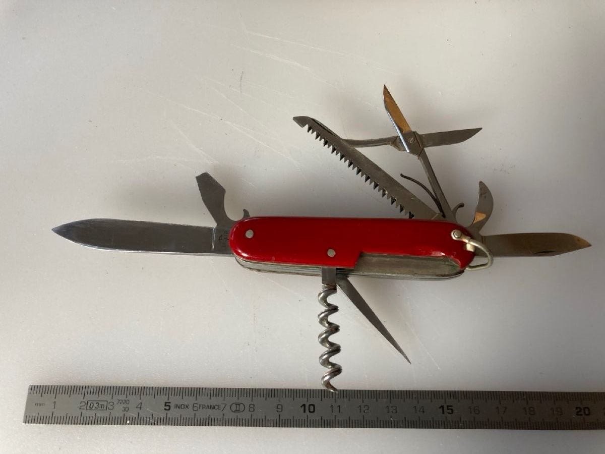 Victorinox Couteaux de poche: Sackmesser – D'occasion à Krauchthal par colligio 2