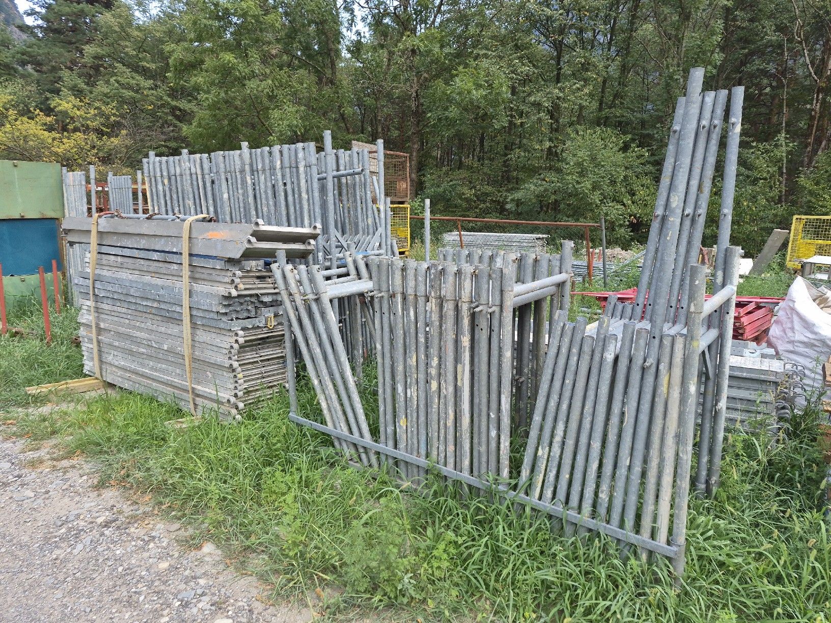 Ponteggi: gerüst tobler mato ? – Usato da Cevio venduto da BiadiciN