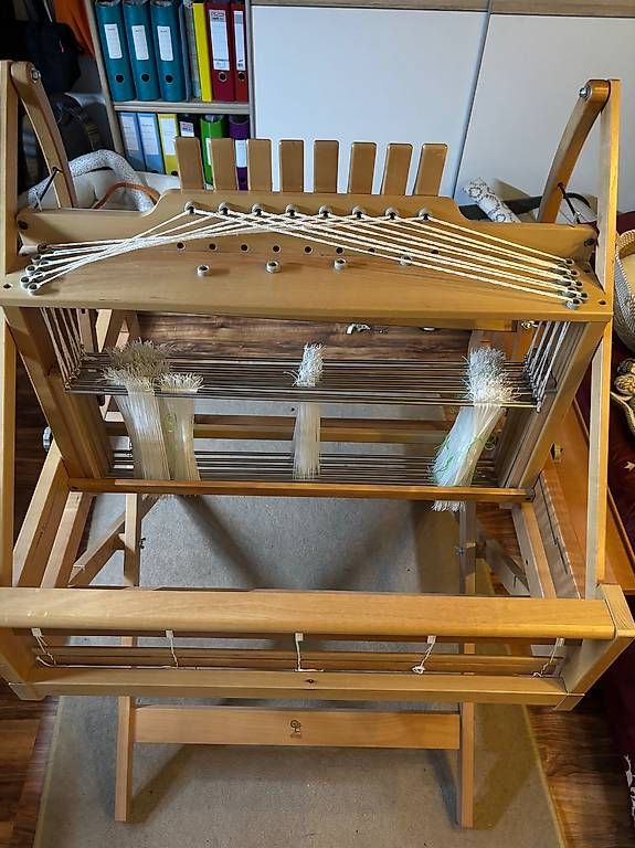 Telai per tessitura: Tischwebstuhl Ashford mit Ständer 60 cm 8-Schäfte – Usato da Ramsen venduto da wollschaefchen 1