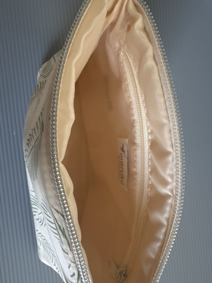 Trousses de maquillage: Kulturbeutel beige – Neuf (Voir description) à Schlieren par nowaya 1
