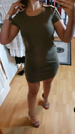 Sportliches Minikleid Khaki Gr. M