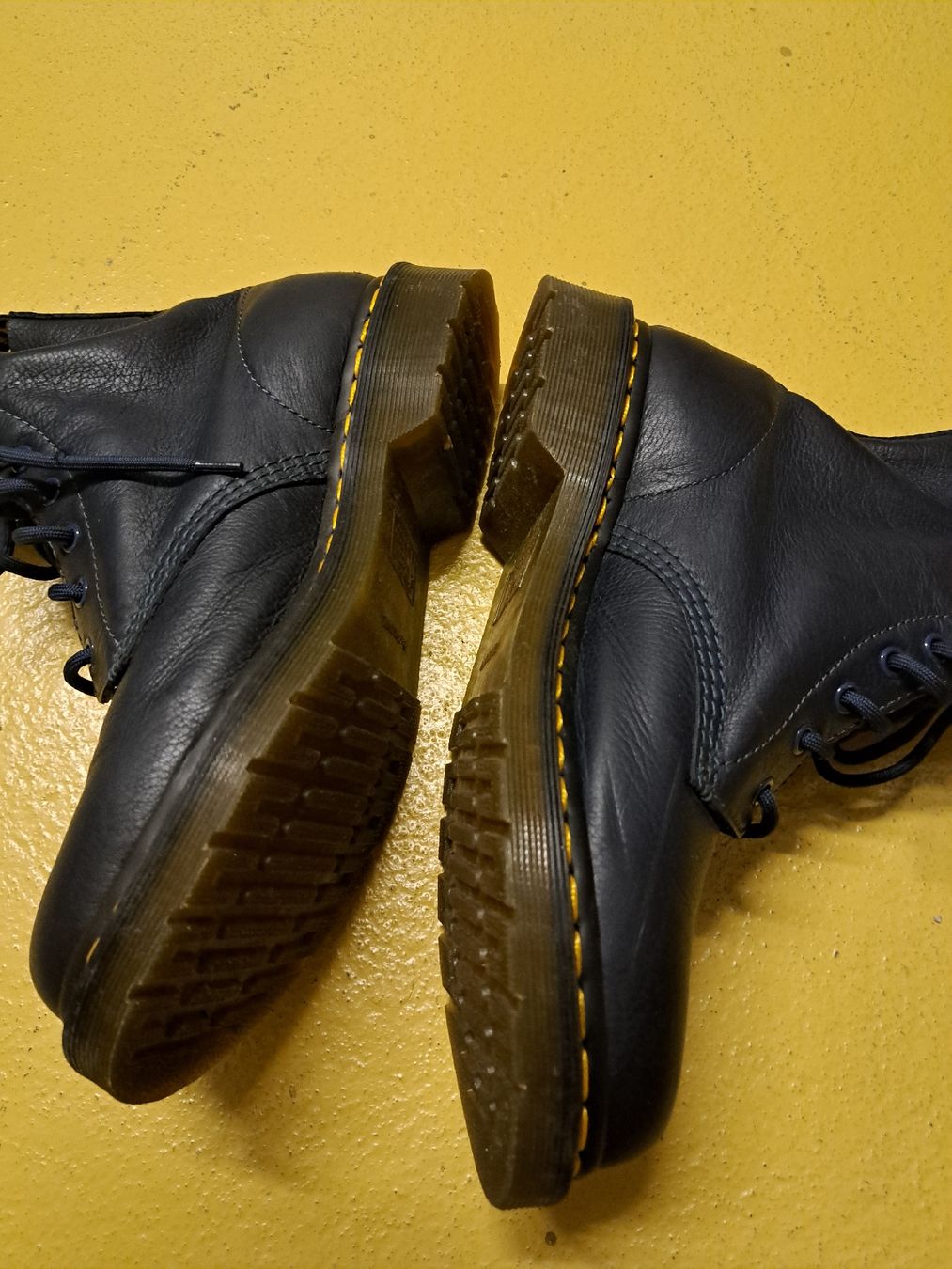 Dr. Martens Scarpe da donna: Dr. Martens 1460 Pascal Stiefel Damen Grösse 42 EU – Nuovo (secondo la descrizione) da Ins venduto da bohmhe 3