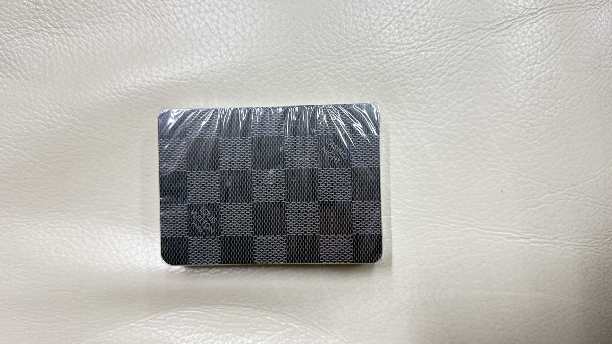 Giochi: Louis Vuitton Karte  – Nuovo e nell'imballaggio originale da Lachen SZ venduto da HelvetiaLuxury 2