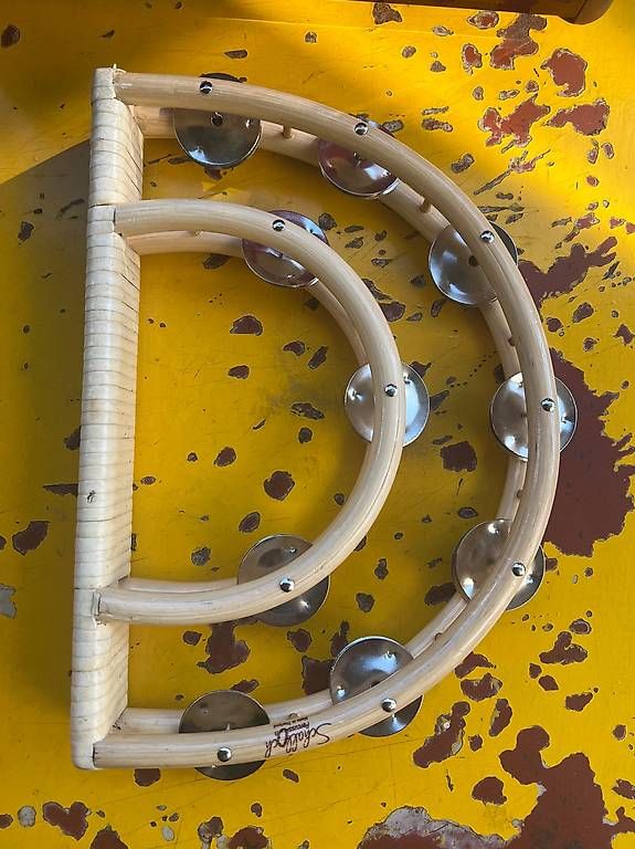Strumenti musicali: Musikinstrumente aus Holz – Usato da Zürich venduto da cat 1