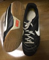 Nike Hallenschuhe, Gr. 36.5, Top Zustand für den Winter!