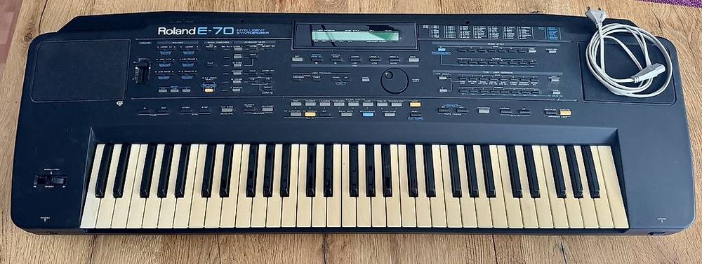 Roland E-70 Intelligent Synthesizer / Keyboard (Gebraucht) in ...