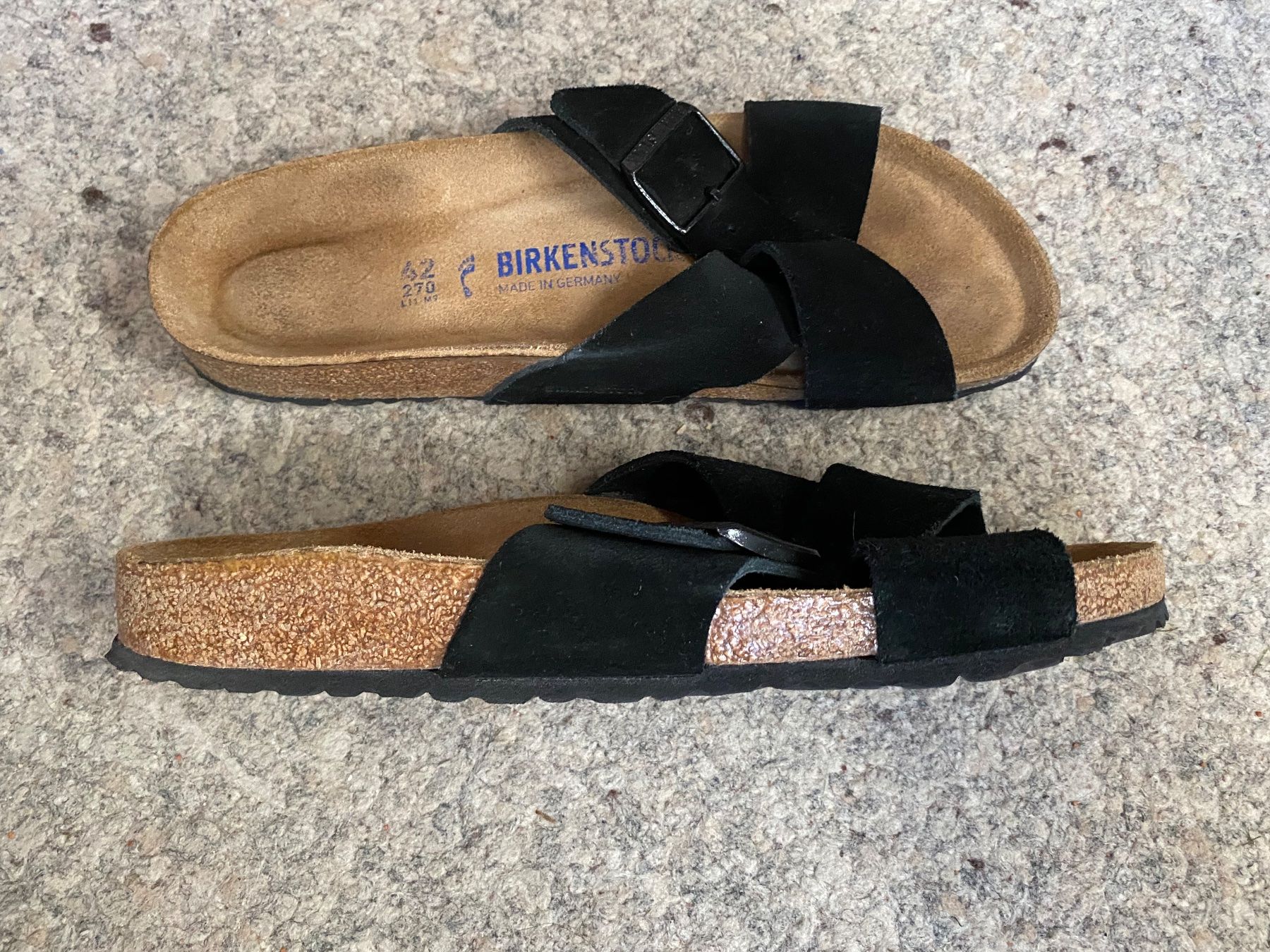 Birkenstock Scarpe da donna: Birkenstock Veloursleder schwarz Gr. 42 – Usato da Wattwil venduto da edel88 2