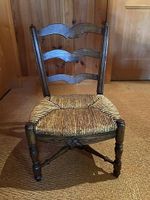 Chaise de poupée - ancienne