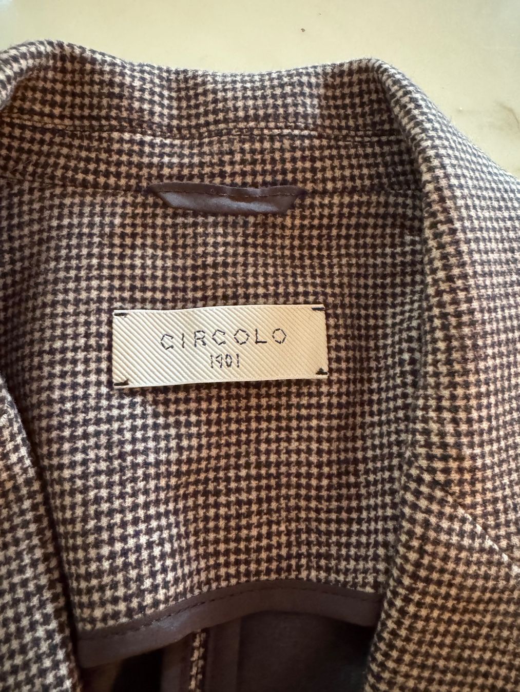 Circolo Completi & Tailleur: CIRCOLO 1901 Jerseyblazer (36/38) – Usato da Meilen venduto da Antete 2