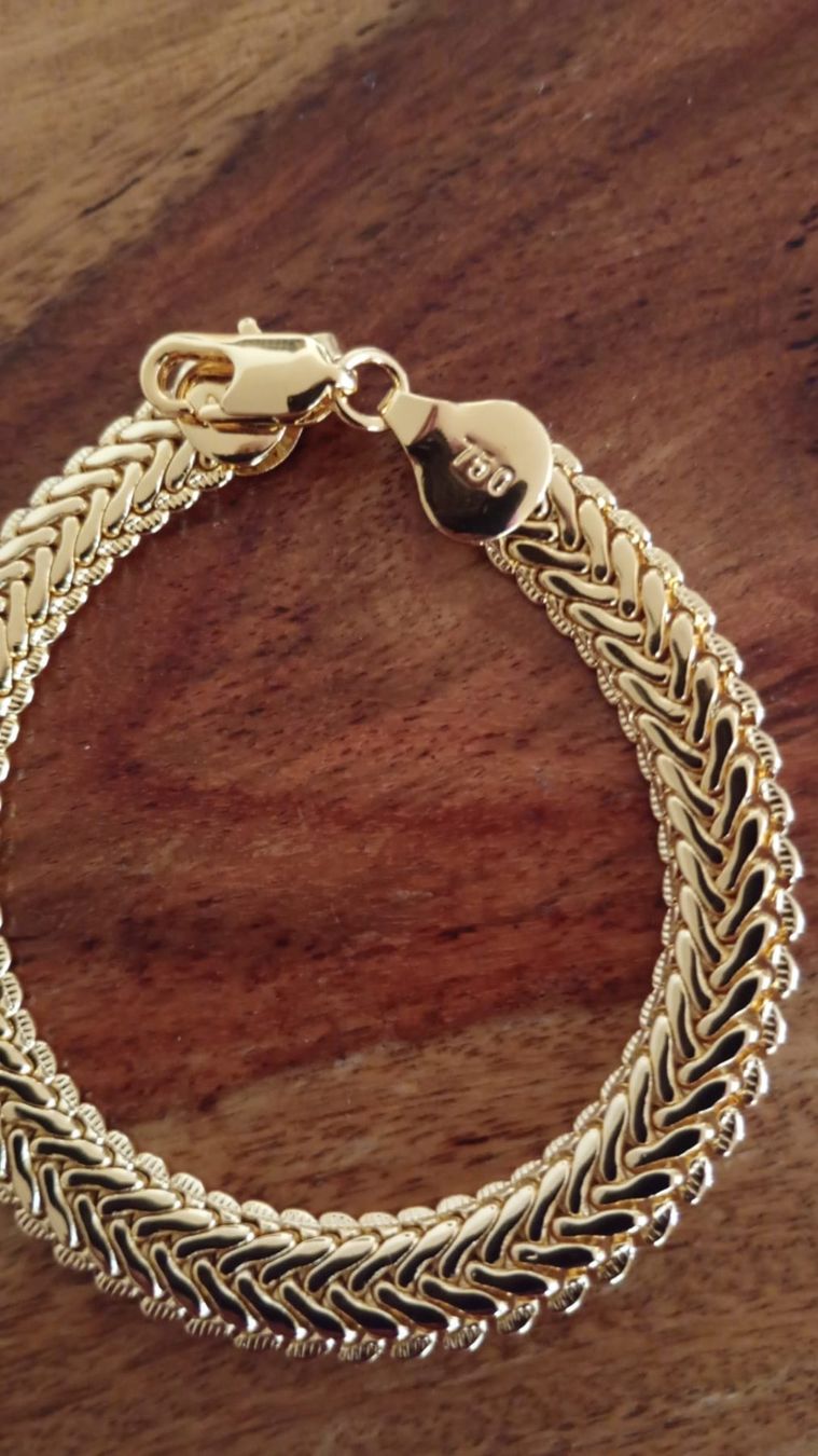 Armbänder & -reifen: ARMBAND vergoldet mit 18 k – Neu und originalverpackt aus St.Gallen von Viki3