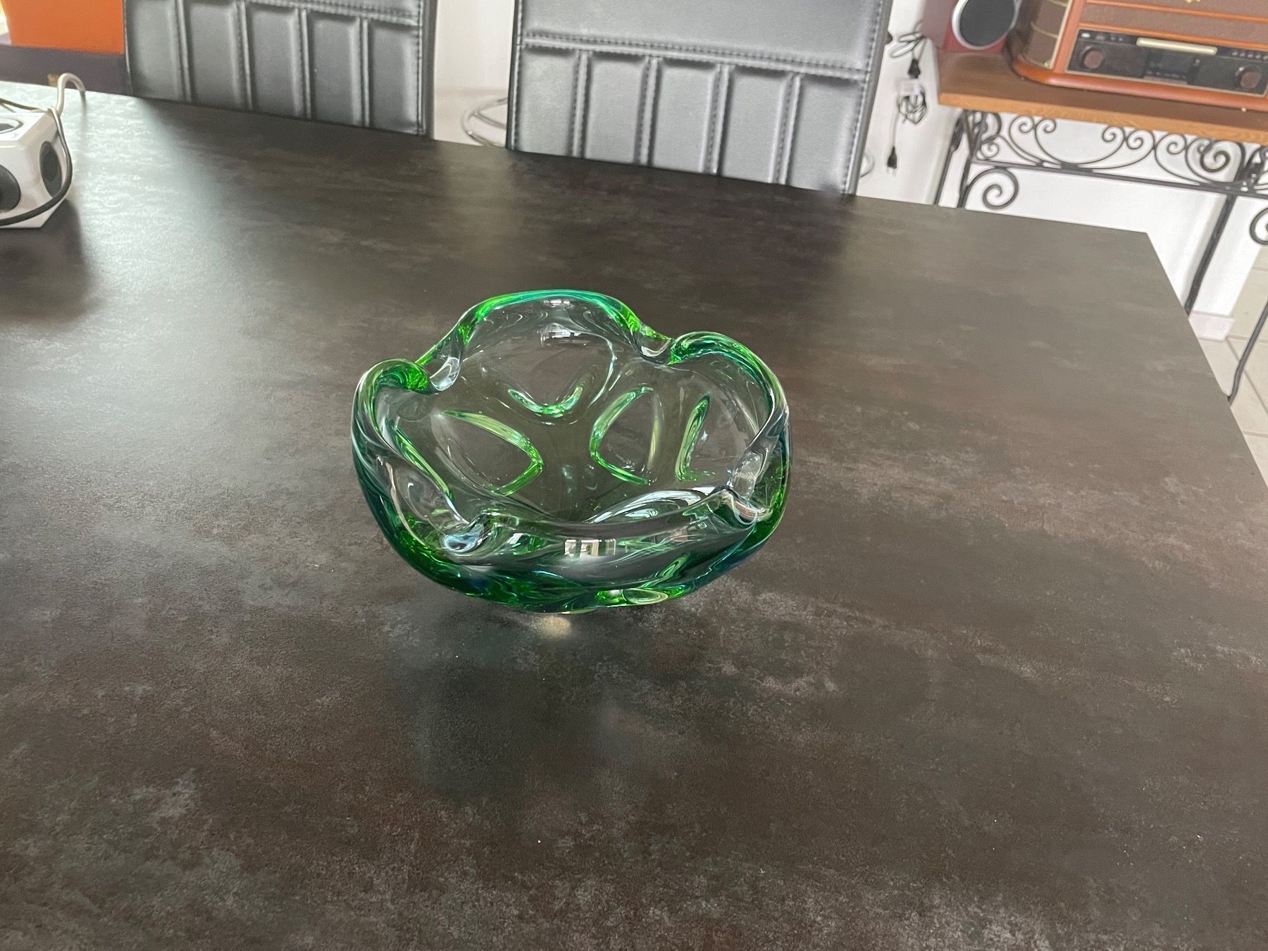 Portacenere: Ancien Cendrier Verre Soufflé Skrdlovice – Usato da Vallamand venduto da Bricbracbroc82 4
