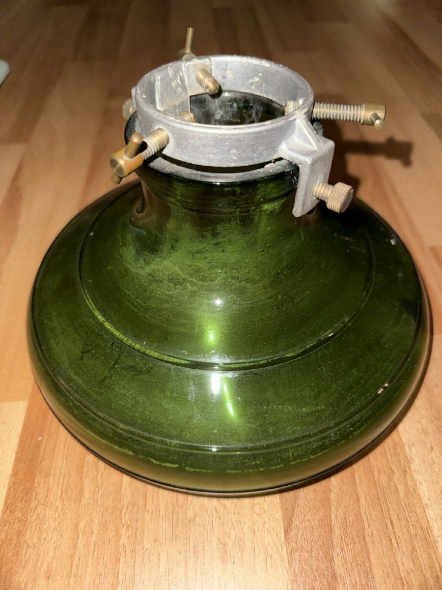 Christbaumständer: Christbaumständer Glas Fuss grün Durchmesser 22cm – Gebraucht aus Heiden von fam_797q 1