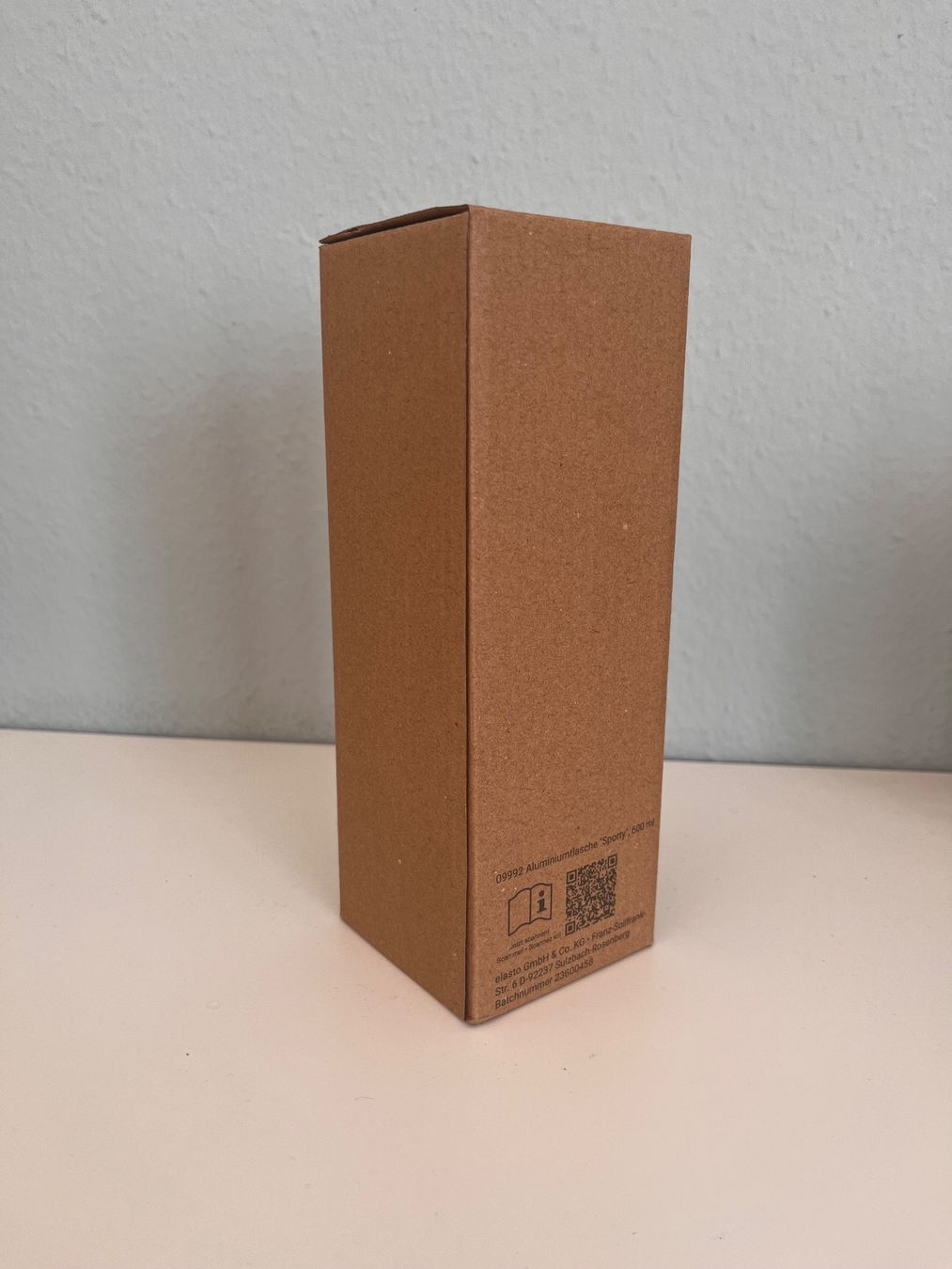 Gourdes & Thermos: Schwarze Trinkflasche  - Neu! – Neuf avec emballage d'origine à Zollikerberg par Krystof.lenk 2