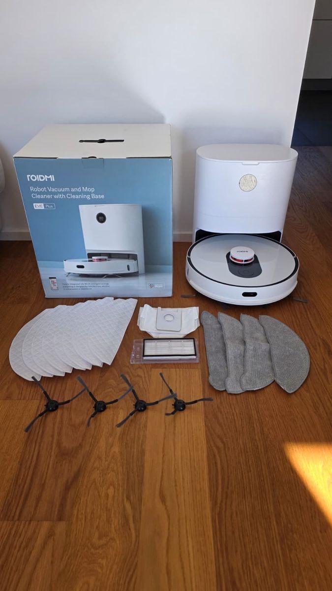 Xiaomi Staubsauger & Zubehör: Staubsaugroboter - ROIDMI EVE PLUS – Defekt aus Glarus von Seraina.Loe