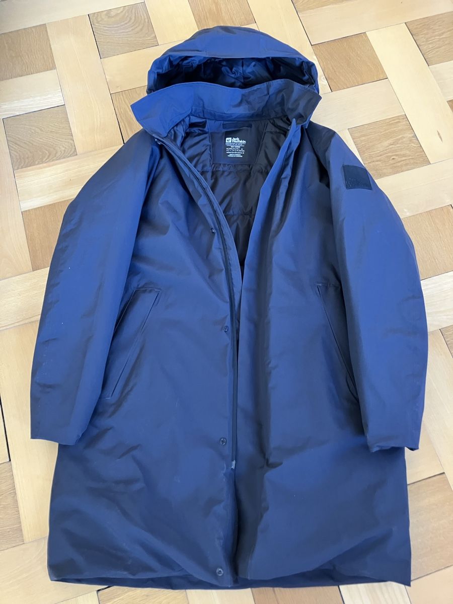 Jack Wolfskin Cappotti: Jack Wolfskin Mantel grau-braun – Usato da Zürich venduto da dbfuchs